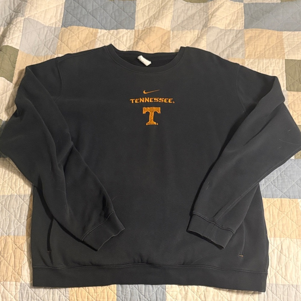 Nike Black Crewneck Sweatshirt with Orange Tennessee Volunteers Logo